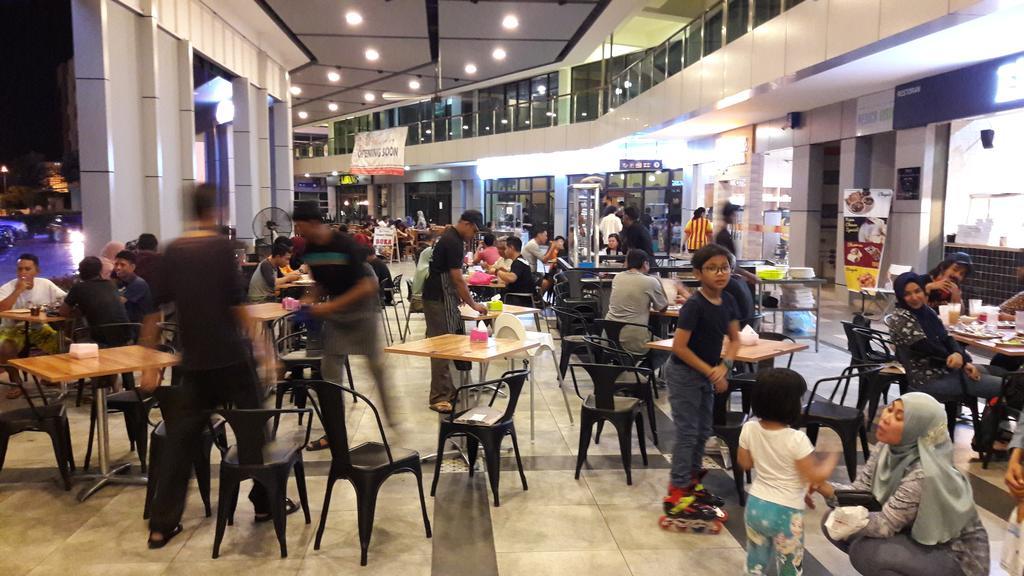 Vista Alam Serviced Apartment Near Idcc Sacc Pkns Uitm Msu Avisena Shah Alam Zewnętrze zdjęcie